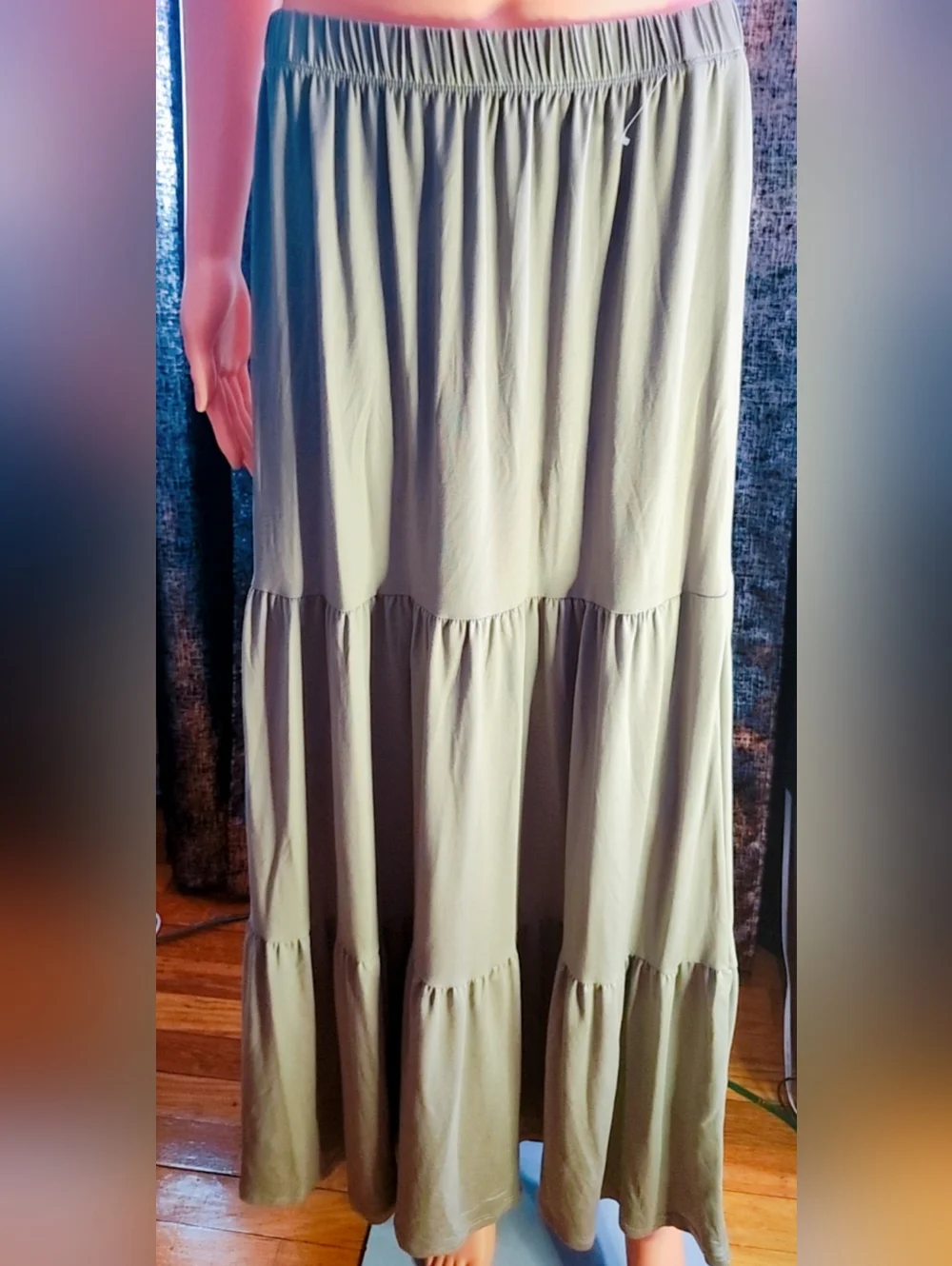 La Hearts Olive Green Tiered Maxi Skirt - Picture 6 of 6
